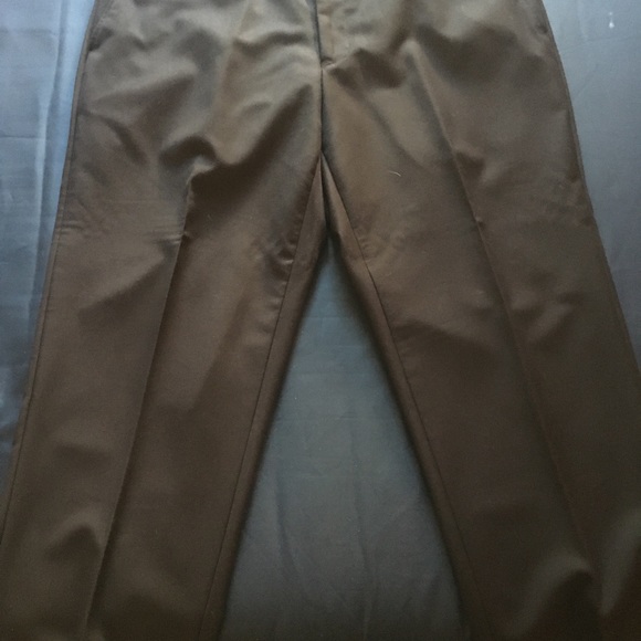 Berragamo 2 piece suit set - Picture 9 of 9